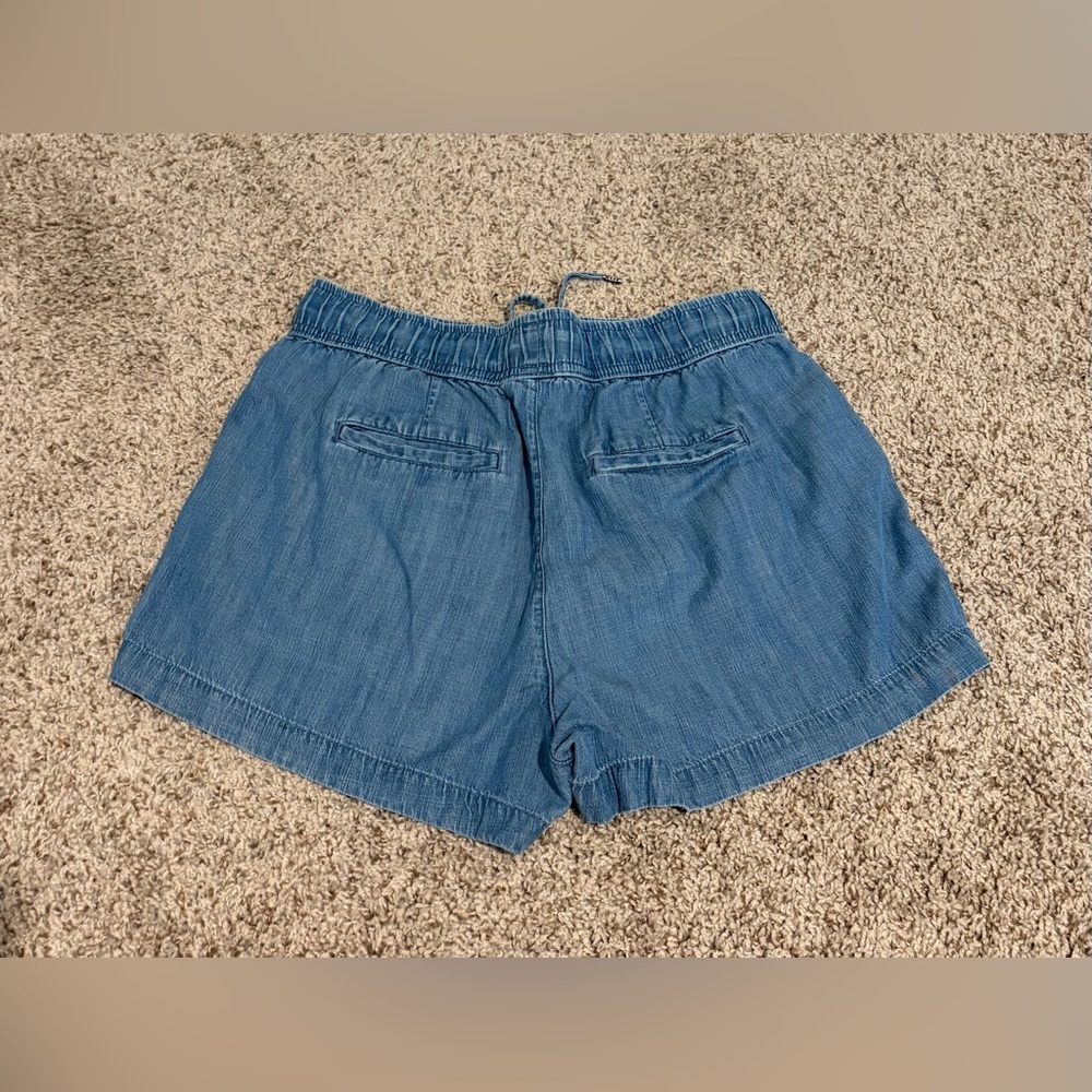 GAP Light Blue Jean Shorts - Picture 3 of 3